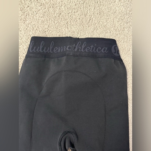 Lululemon compression leggings - size 6 - Picture 5 of 6